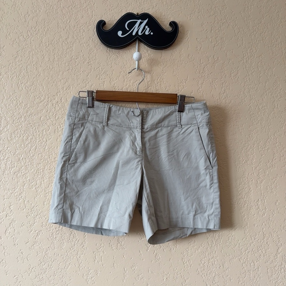 Ann Taylor Light Beige Women's Shorts
